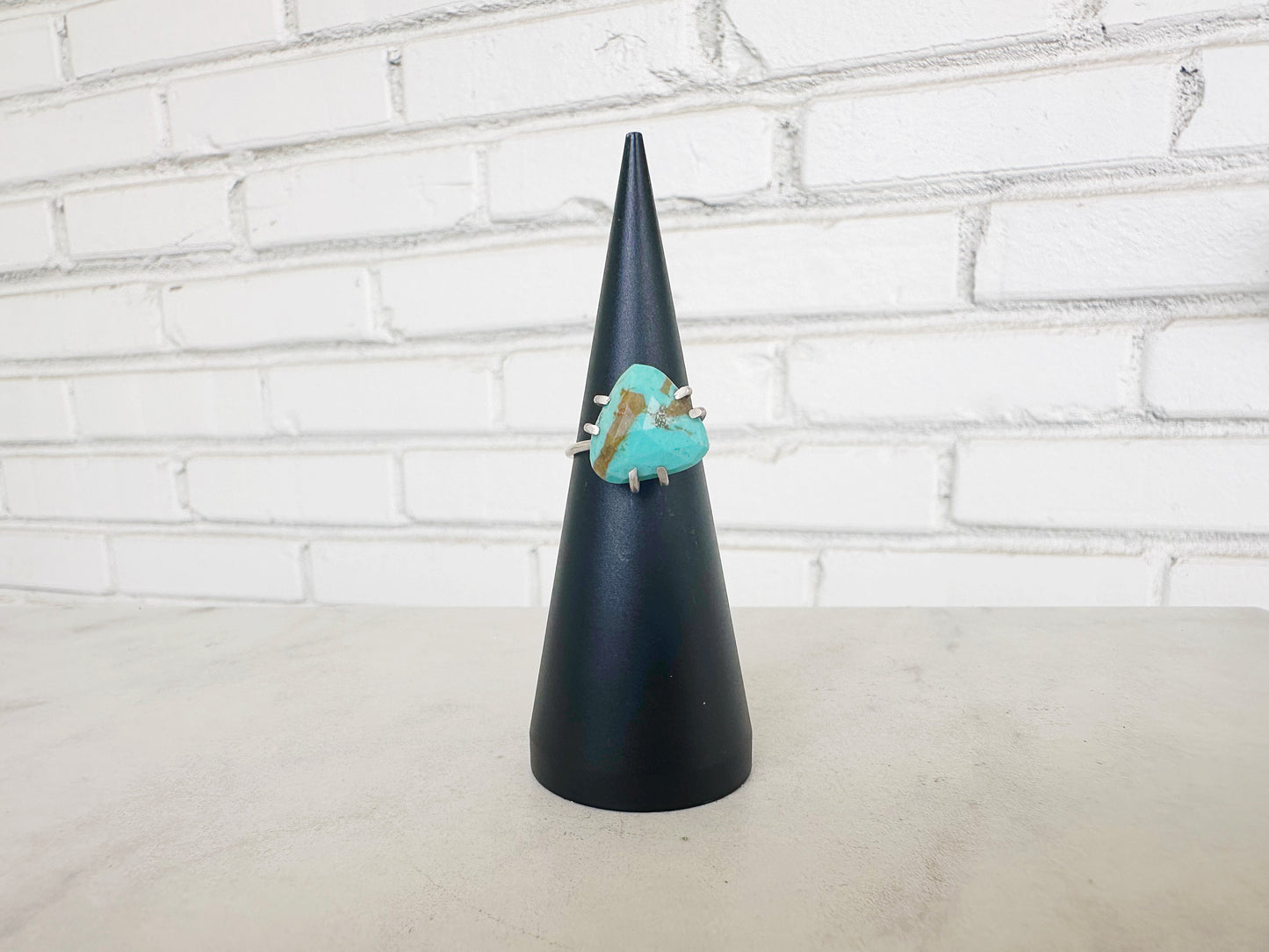 Turquoise Claw Ring // Size 5