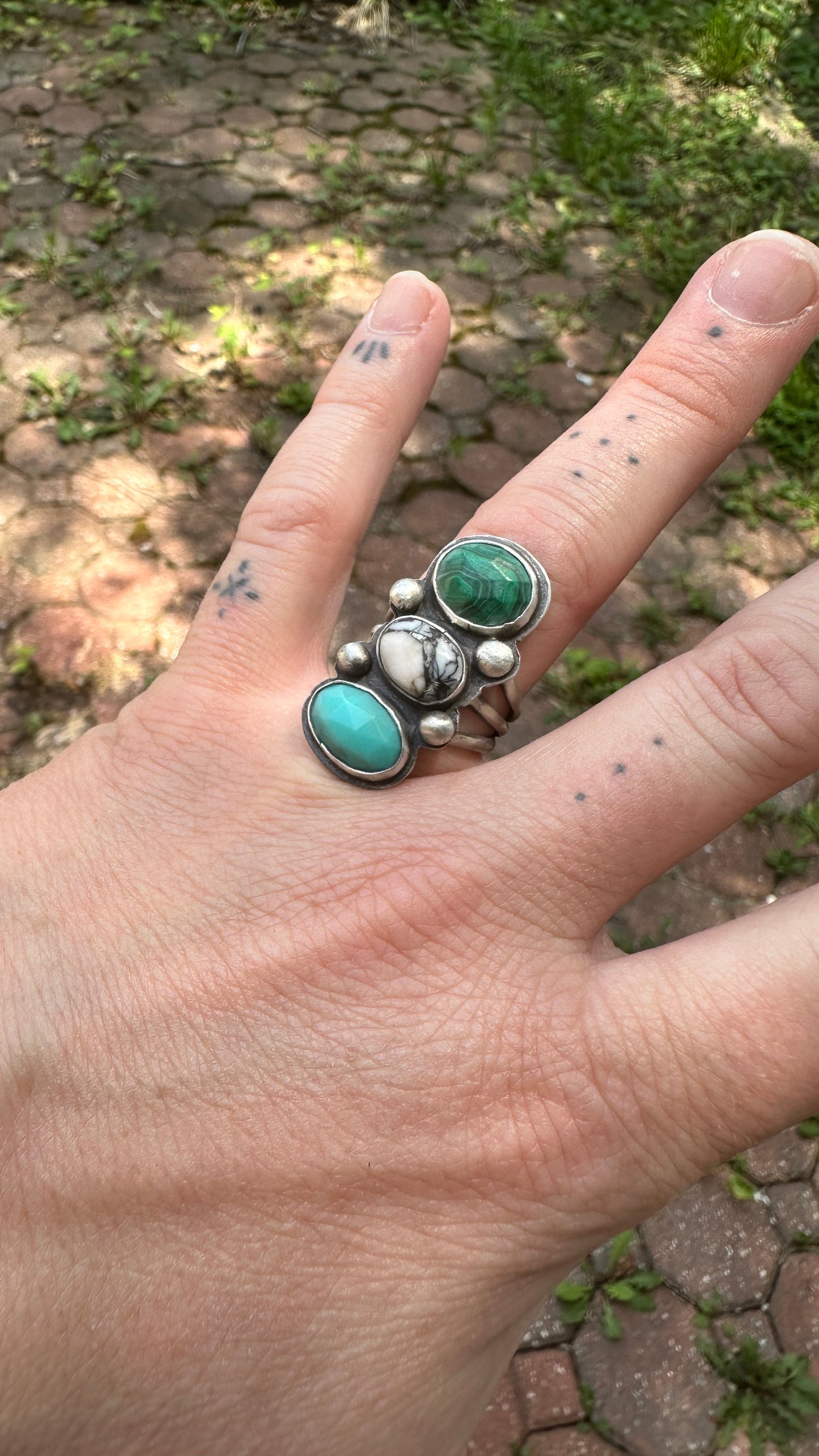 ALICE RING // Sterling Silver Triple-Stone Ring (Size 6.5)