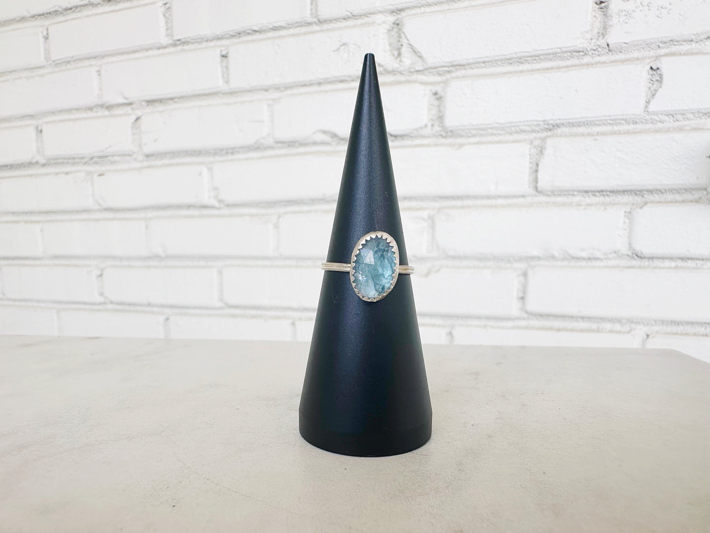 Simple Teal Kyanite Ring // Size 8.5