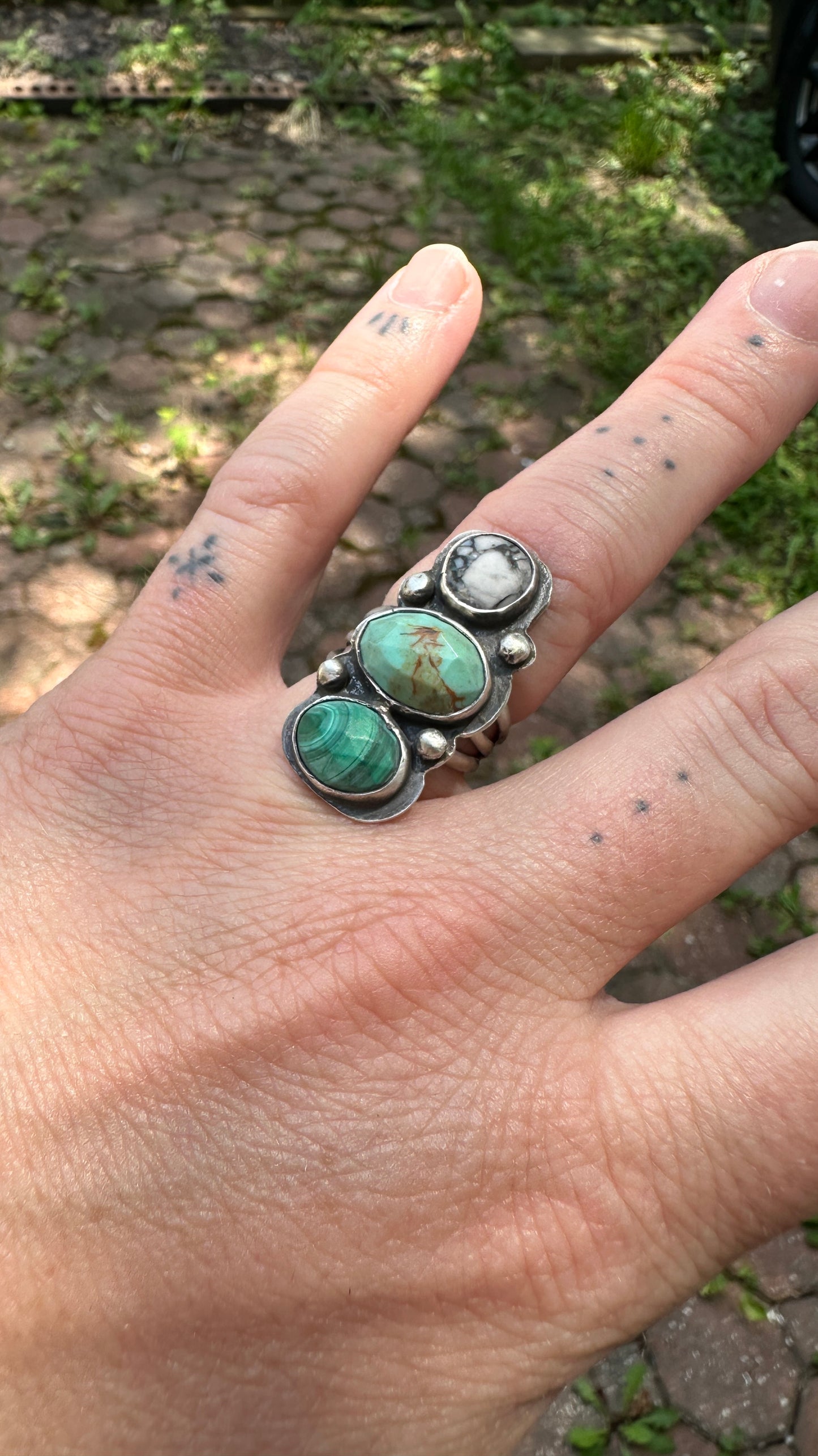 ALICE RING // Sterling Silver Triple-Stone Ring (Size 6.5)