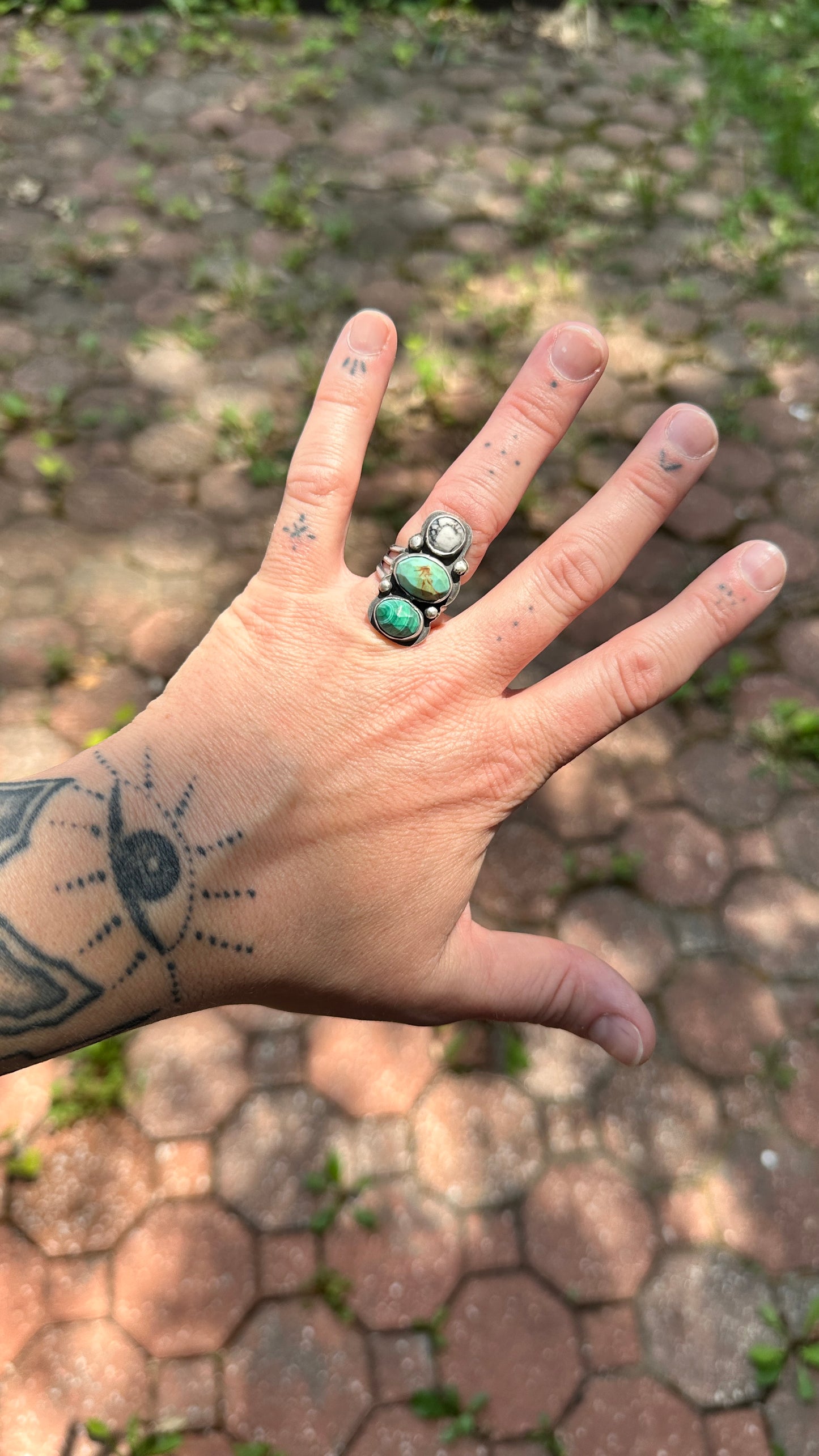 ALICE RING // Sterling Silver Triple-Stone Ring (Size 6.5)