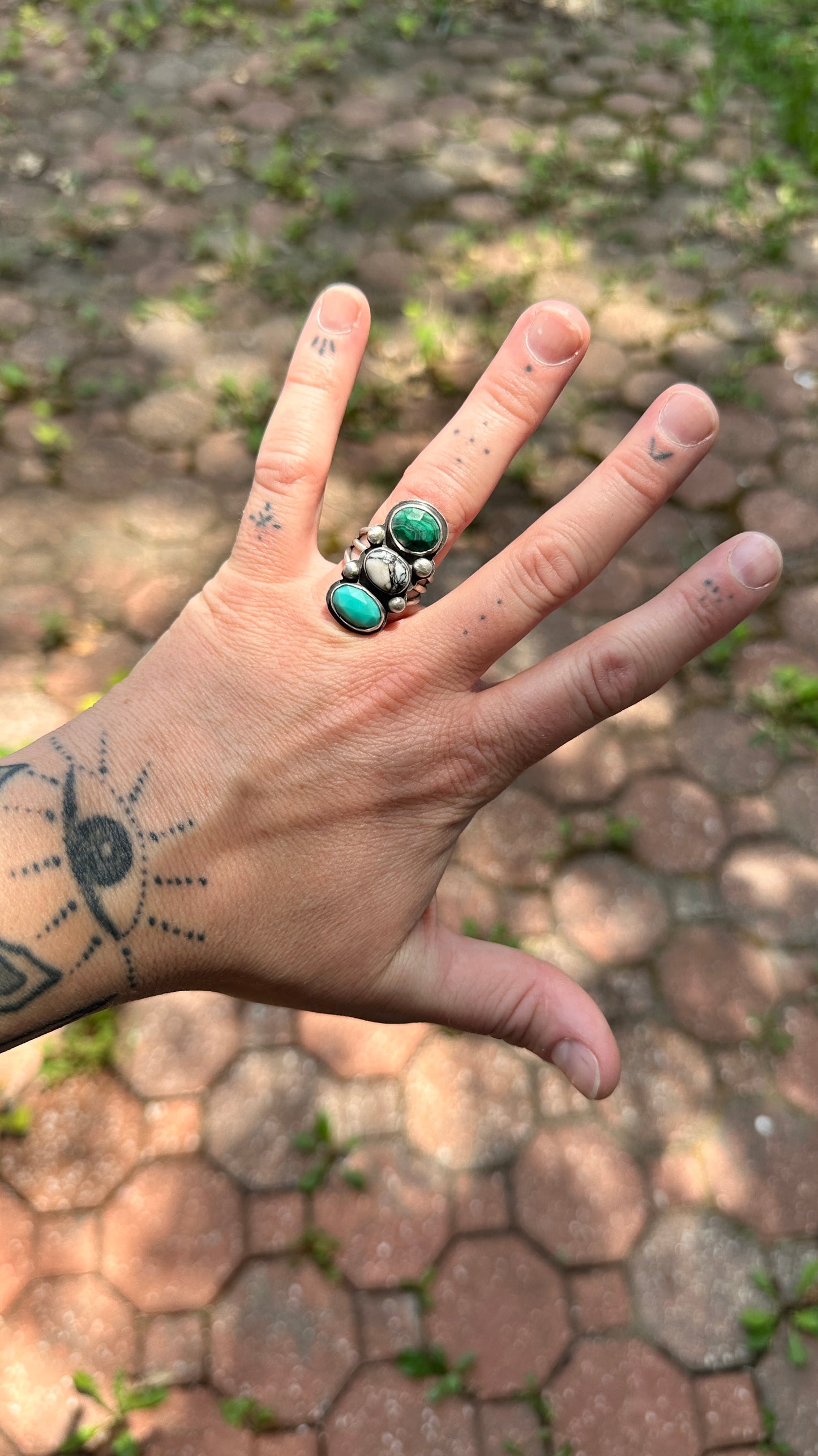 ALICE RING // Sterling Silver Triple-Stone Ring (Size 6.5)